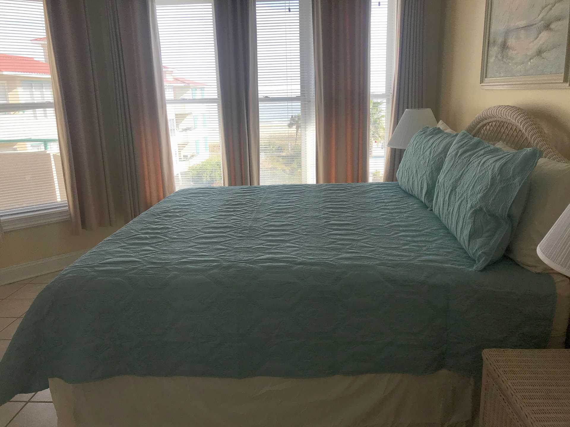 Oceanfront Condo 303 Desoto